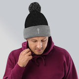 Key of Design Pom Pom Beanie